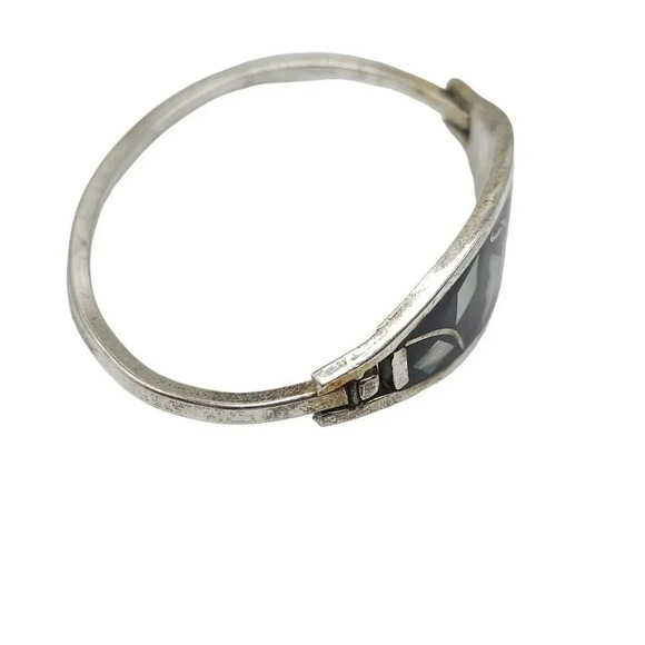 Alpaca Mother of Pearl Butterfly Hinged Cuff Bangle Bracelet Silver Tone VTG - Picture 2 of 5